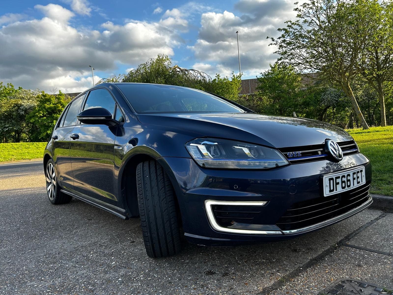 2016 Volkswagen Golf GTE